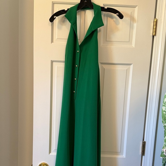 Tuckernuck Dresses & Skirts - Tuckernuck Emerald Green Halter Maxi Dress